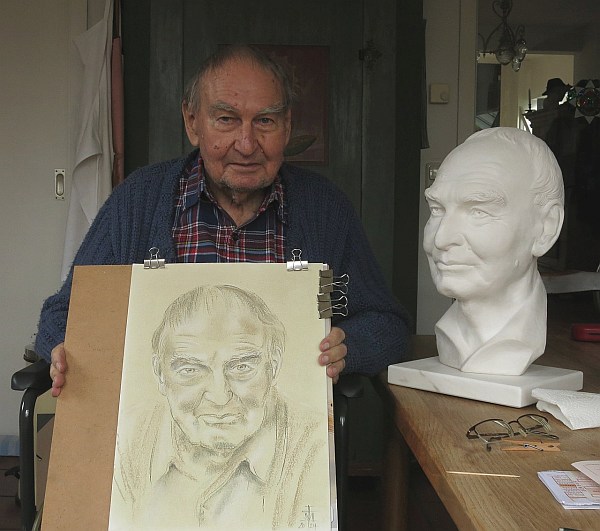 Prof. Dr. Klaus Fittschen Portraitkopf des Archäologen von Magnus Kleine Tebbe i