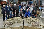 Ruehme Landwehr Steinrelief g Besuch des Foerdervereins a