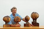 Unternehmerpreis Region 38 Trophaeen Walnussbaumholz 2018 1